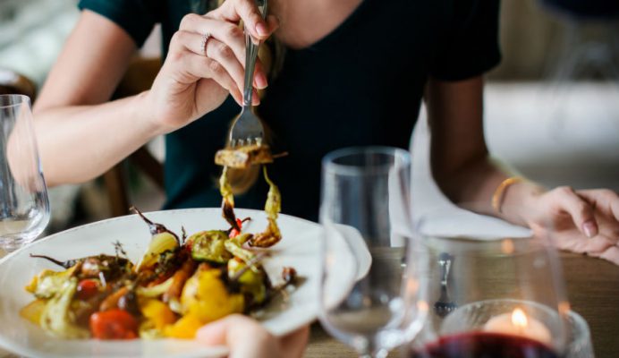 4 details you should include on your website if you are selling restaurants’ services